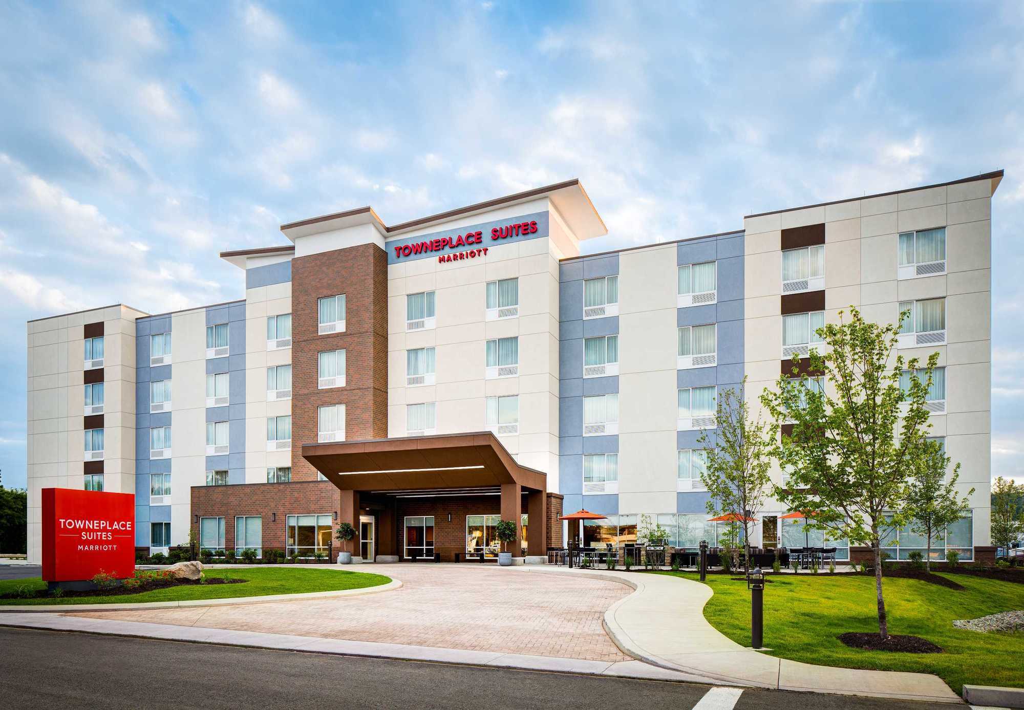 Towneplace Suites By Marriott Bakersfield West Eksteriør bilde