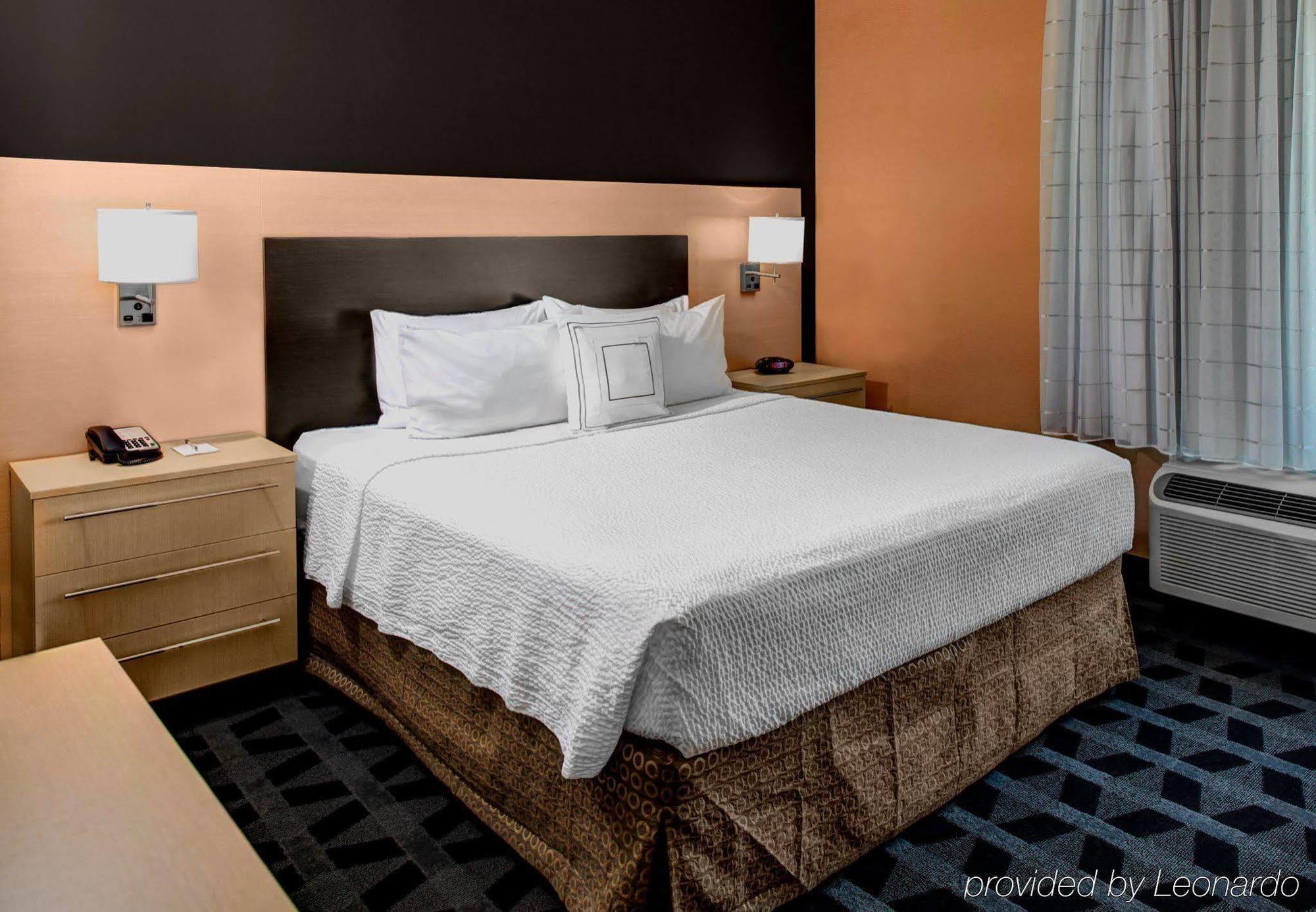 Towneplace Suites By Marriott Bakersfield West Eksteriør bilde
