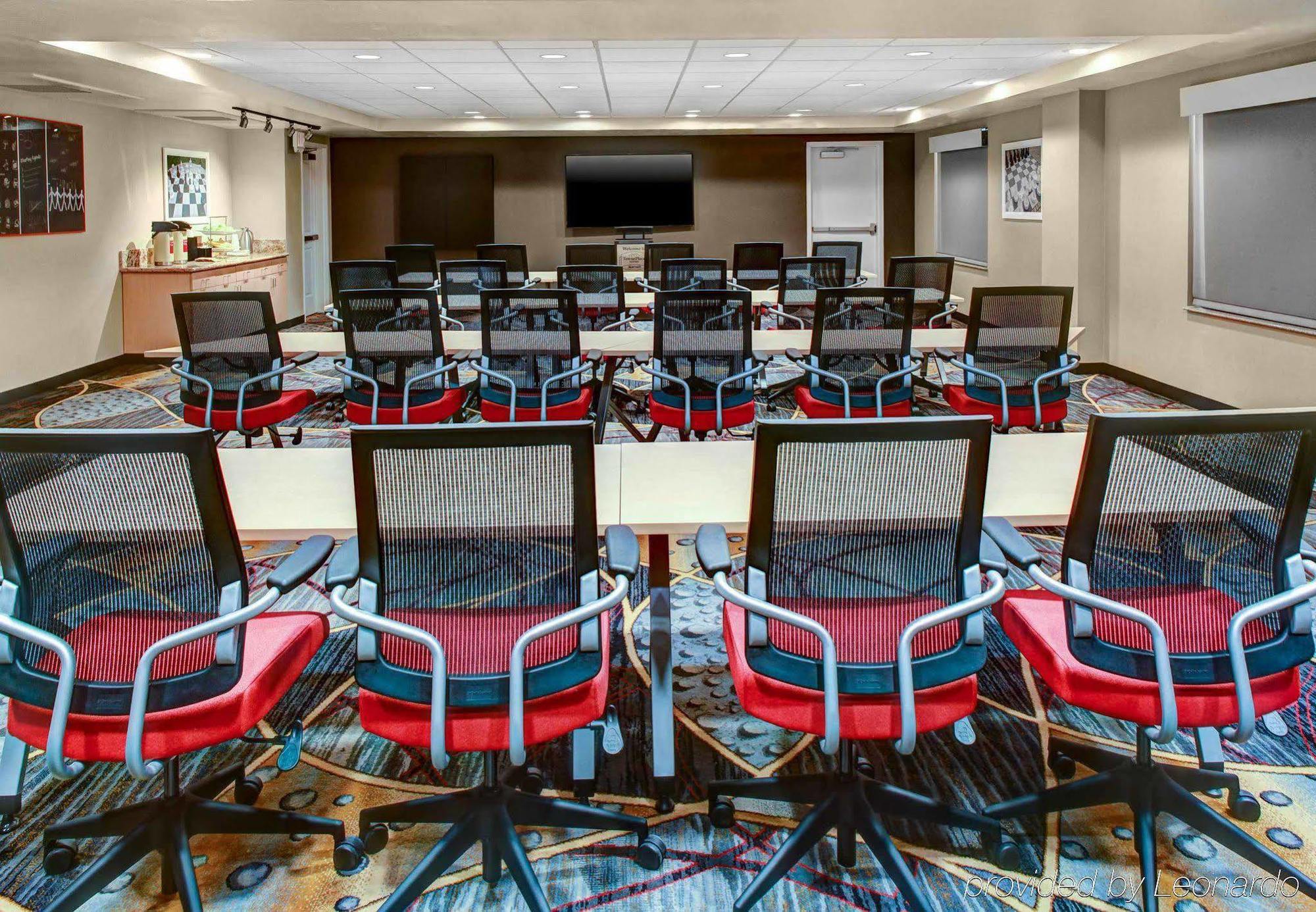 Towneplace Suites By Marriott Bakersfield West Eksteriør bilde